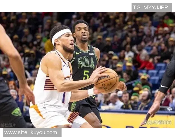 布克坦言需提高出手频率目标在比赛中展现更强侵略性