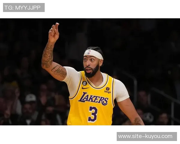 浓眉复出表现平平37分钟内仅得13分8篮板正负值为负14